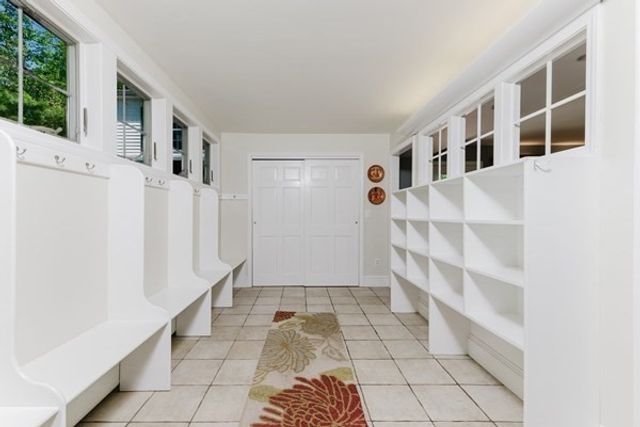 22 Allen St, Marion, MA 02738
