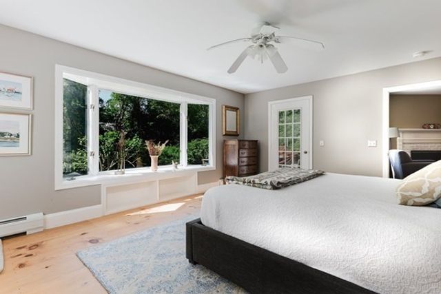 22 Allen St, Marion, MA 02738