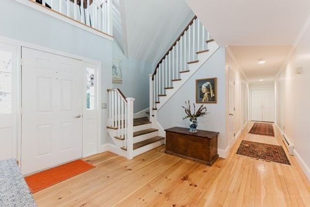 22 Allen St, Marion, MA 02738
