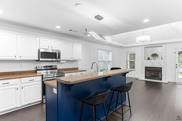106 Hampstead Court, Warner Robins, GA 31088