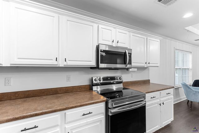 106 Hampstead Court, Warner Robins, GA 31088