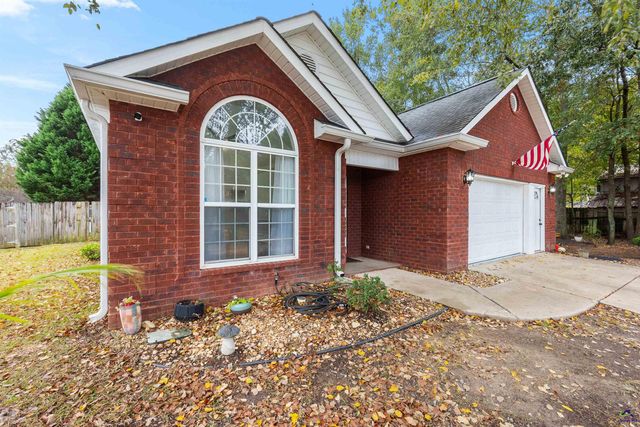 106 Hampstead Court, Warner Robins, GA 31088