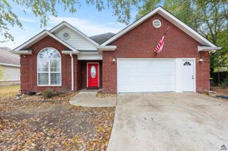 106 Hampstead Court, Warner Robins, GA 31088