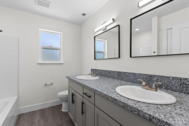 1207 W Blaine Ave, Nampa, ID 83651