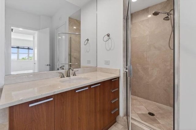 2650 Lake Shore Drive 106, Riviera Beach, FL 33404