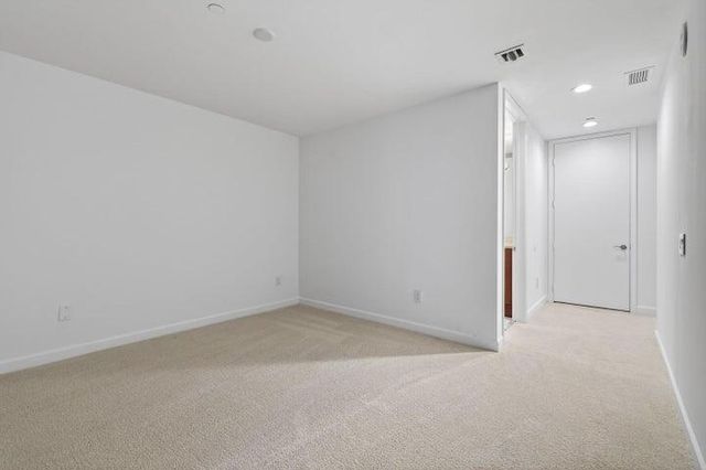 2650 Lake Shore Drive 106, Riviera Beach, FL 33404