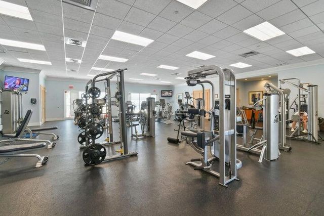 2650 Lake Shore Drive 106, Riviera Beach, FL 33404