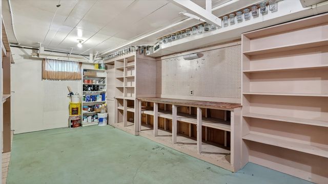 2337 W Longfellow Ave, Spokane, WA 99205