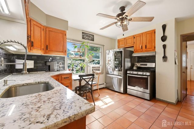 41 Sherman Avenue, Piscataway, NJ 08854