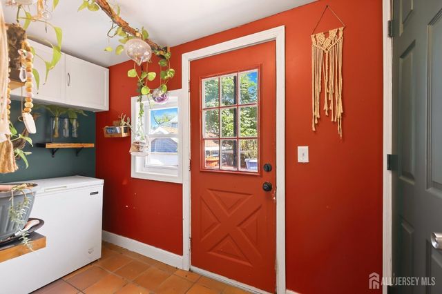 41 Sherman Avenue, Piscataway, NJ 08854