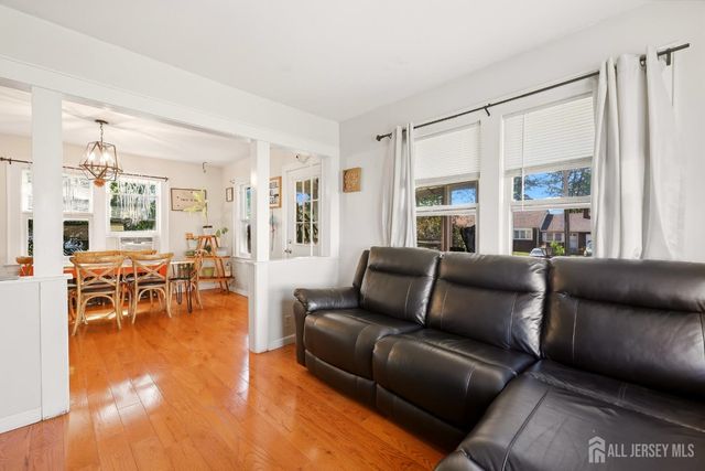 41 Sherman Avenue, Piscataway, NJ 08854