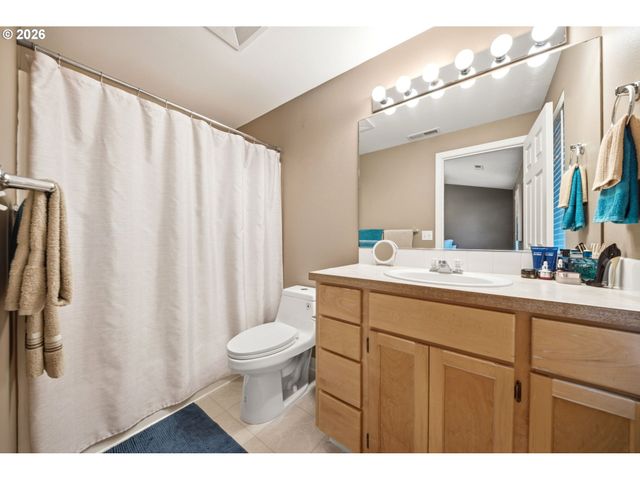 15026 Ne 69TH St, Vancouver, WA 98682