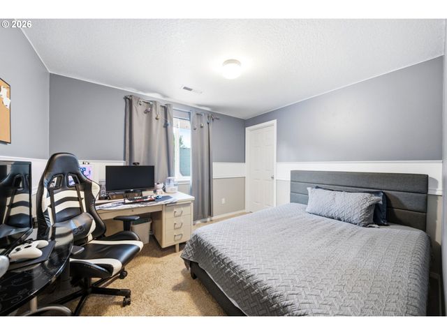 15026 Ne 69TH St, Vancouver, WA 98682