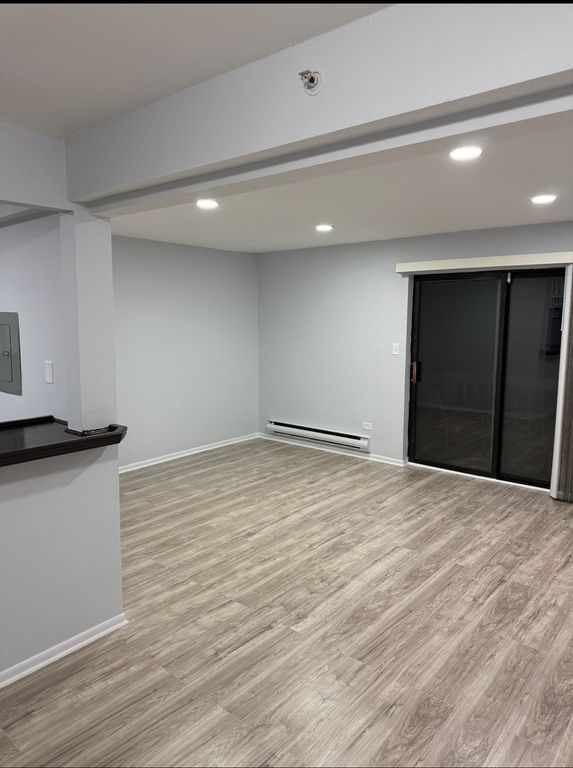 502 E Spruce Drive 2B, Palatine, IL 60074