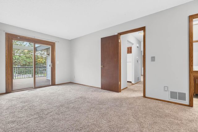 9774 Dorset Lane, Eden Prairie, MN 55347