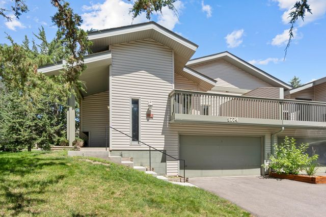 9774 Dorset Lane, Eden Prairie, MN 55347
