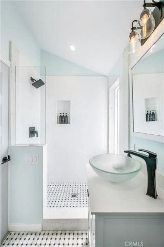 31641 Jewel Avenue, Laguna Beach, CA 92651