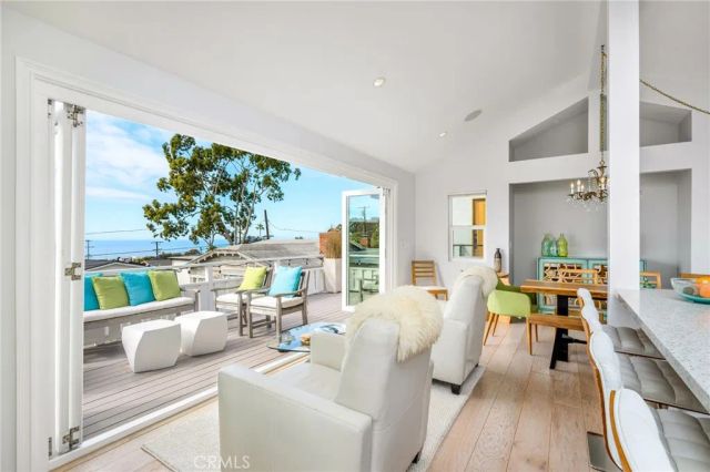 31641 Jewel Avenue, Laguna Beach, CA 92651