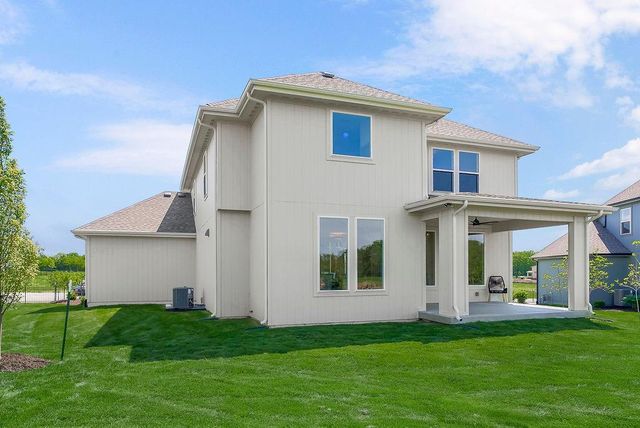 2305 W 176th Place, Overland Park, KS 66085
