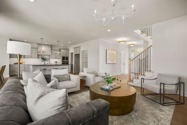 2305 W 176th Place, Overland Park, KS 66085