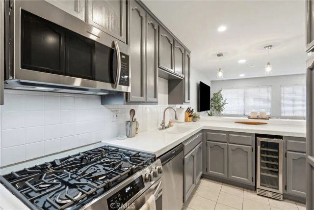 17200 Newhope 204, Fountain Valley, CA 92708