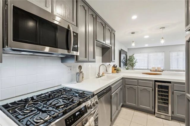 17200 Newhope 204, Fountain Valley, CA 92708