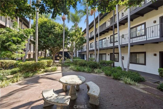 17200 Newhope 204, Fountain Valley, CA 92708