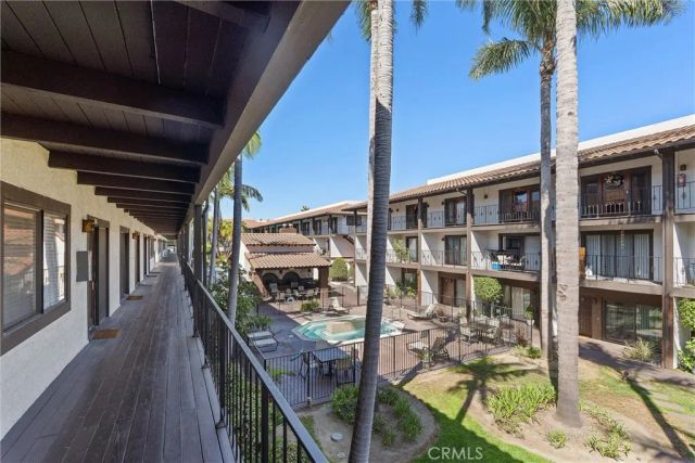 17200 Newhope 204, Fountain Valley, CA 92708