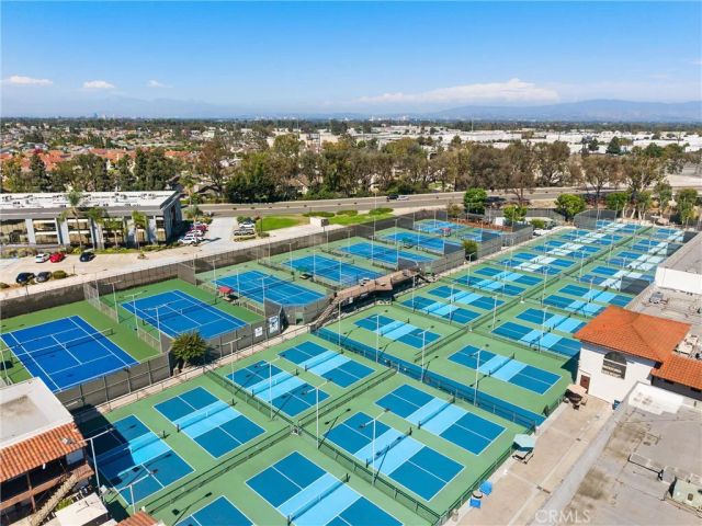 17200 Newhope 204, Fountain Valley, CA 92708