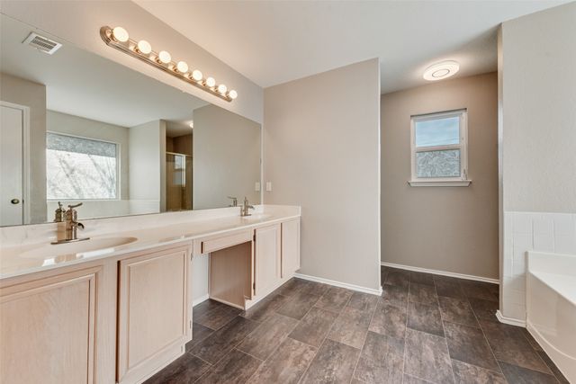 6902 Kara Place, North Richland Hills, TX 76182