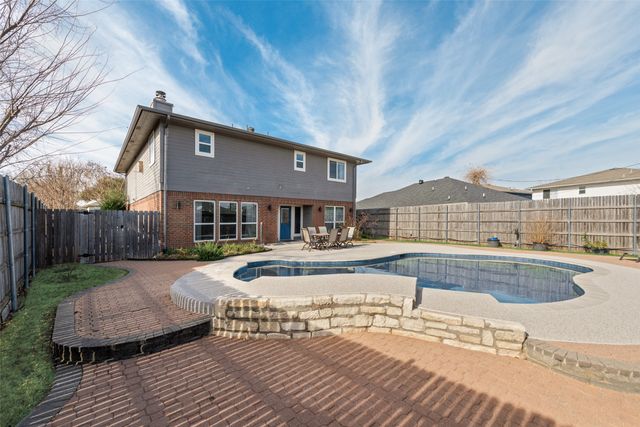 6902 Kara Place, North Richland Hills, TX 76182