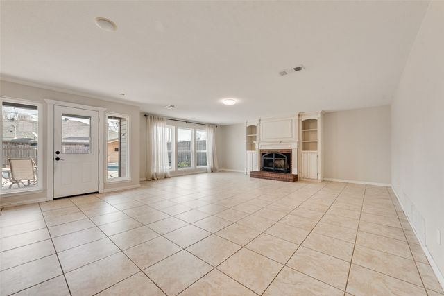 6902 Kara Place, North Richland Hills, TX 76182