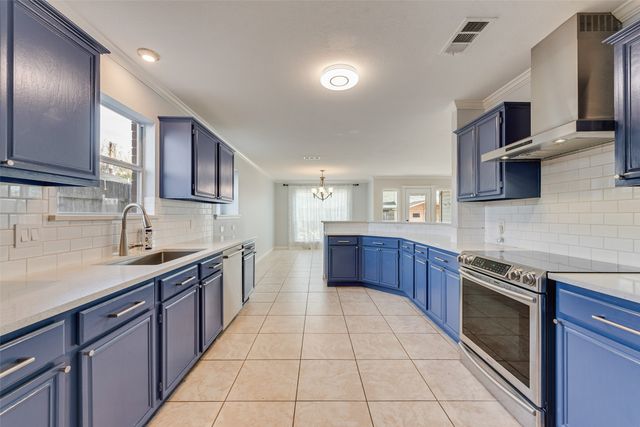 6902 Kara Place, North Richland Hills, TX 76182