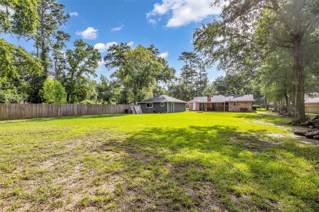 20472 Lakeside Drive, Porter, TX 77365