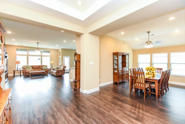 8614 Redstone Hills Drive, Cypress, TX 77433