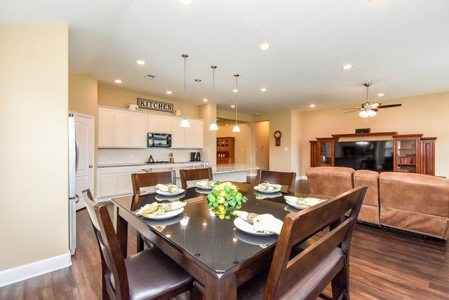 8614 Redstone Hills Drive, Cypress, TX 77433