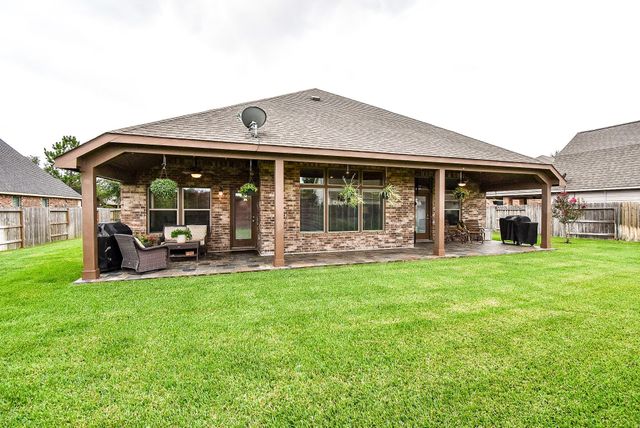 8614 Redstone Hills Drive, Cypress, TX 77433