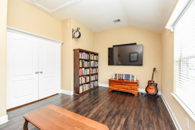 8614 Redstone Hills Drive, Cypress, TX 77433