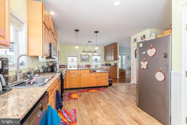 2576 HOOPERS ISLAND RD, Fishing Creek, MD 21634