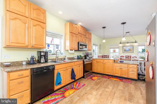 2576 HOOPERS ISLAND RD, Fishing Creek, MD 21634