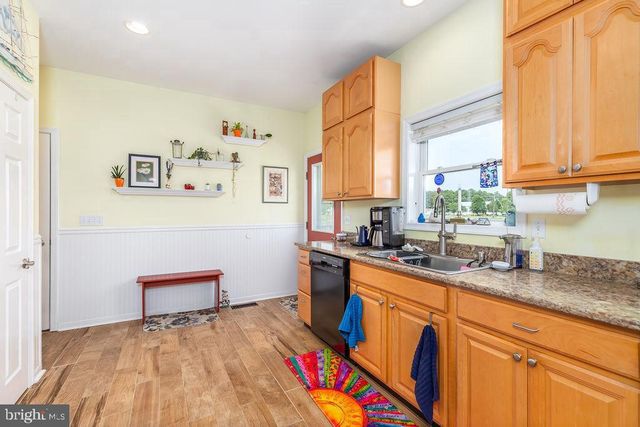 2576 HOOPERS ISLAND RD, Fishing Creek, MD 21634