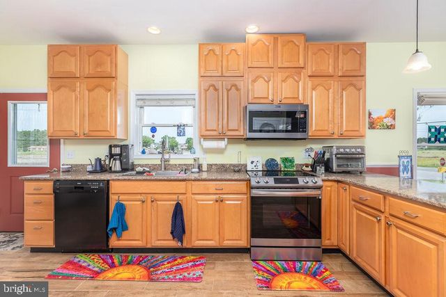 2576 HOOPERS ISLAND RD, Fishing Creek, MD 21634