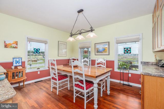 2576 HOOPERS ISLAND RD, Fishing Creek, MD 21634