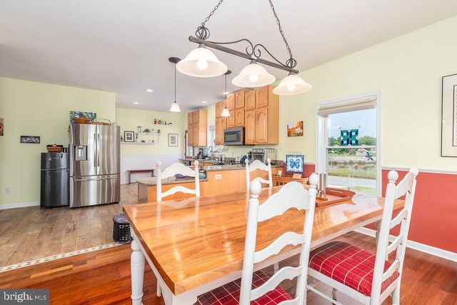 2576 HOOPERS ISLAND RD, Fishing Creek, MD 21634