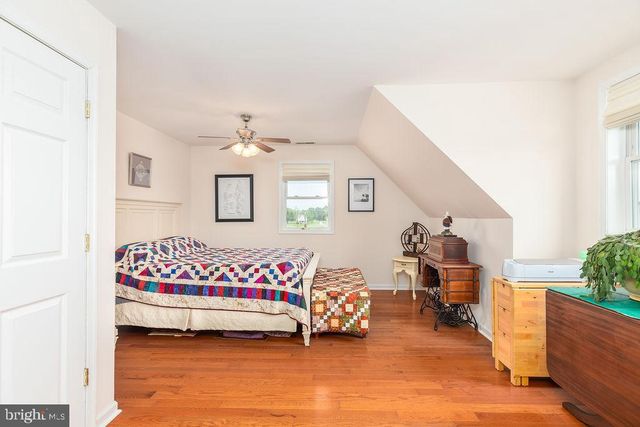 2576 HOOPERS ISLAND RD, Fishing Creek, MD 21634