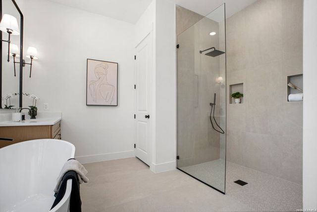 473 Highland Meadows, Bandera, TX 78003