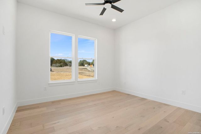 473 Highland Meadows, Bandera, TX 78003