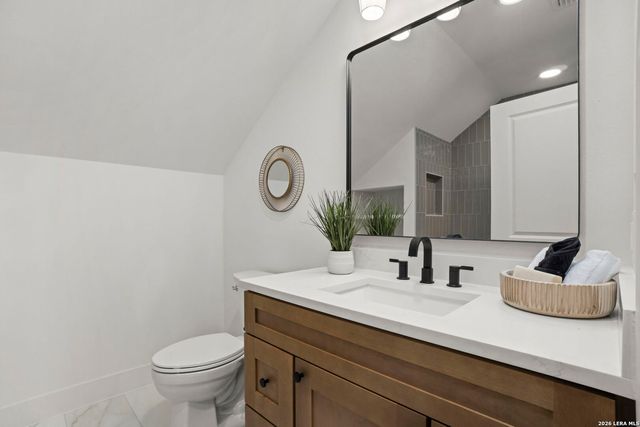 473 Highland Meadows, Bandera, TX 78003