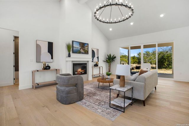 473 Highland Meadows, Bandera, TX 78003