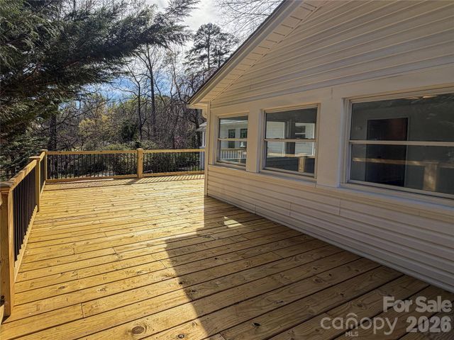 50 Hidden Hill Road, Tryon, NC 28782